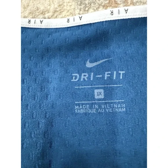 New Nike Women's Plus Size 1X Air Running Tank Top Blue  MSRP $50 DB4448-432 - Picture 3 of 10